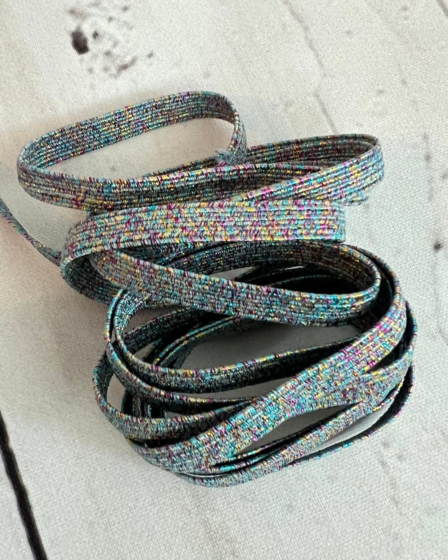 Elástico de 6mm (1 yarda)