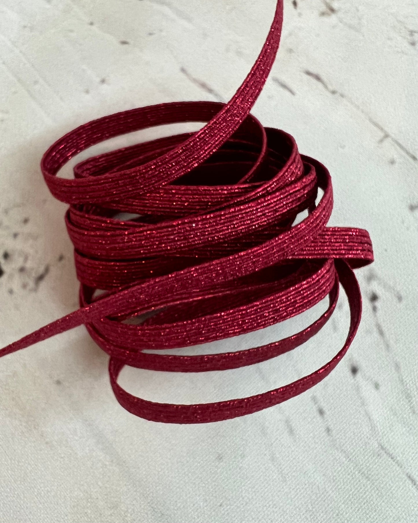 Elástico de 6mm (1 yarda)